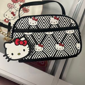 HELLO KITTY CROSS BODY PURSE